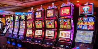 li789 apk Myanmar Online Gaming Platform ဘောလုံး Live Casino Slots ကစားနေသောပုံ